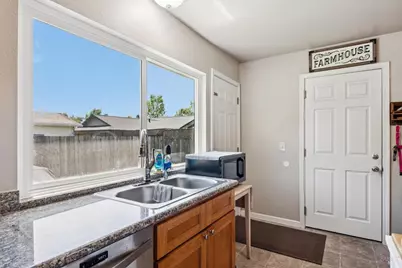 7293 Circle Drive, Rohnert Park, CA 94928 - Photo 15