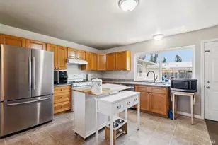 7293 Circle Dr, Rohnert Park, CA 94928 - Photo 9