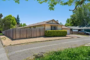7293 Circle Dr, Rohnert Park, CA 94928 - Photo 3