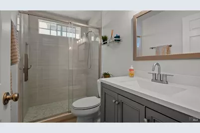 185 Midvale Drive, Vacaville, CA 95687 - Photo 33