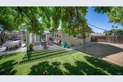 185 Midvale Drive, Vacaville, CA 95687 - Photo 45