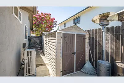 185 Midvale Drive, Vacaville, CA 95687 - Photo 51