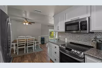 185 Midvale Drive, Vacaville, CA 95687 - Photo 17