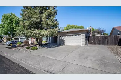 185 Midvale Drive, Vacaville, CA 95687 - Photo 5