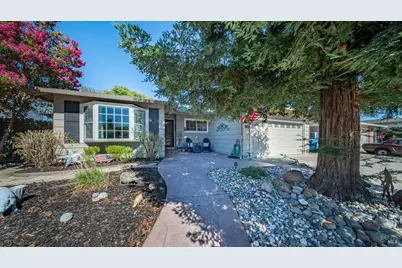 185 Midvale Drive, Vacaville, CA 95687 - Photo 1