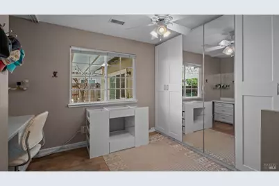 185 Midvale Drive, Vacaville, CA 95687 - Photo 35