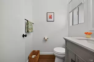 107 Acorn Dr, Petaluma, CA 94952 - Photo 5