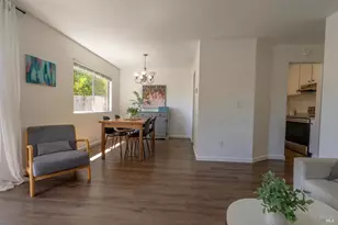 107 Acorn Dr, Petaluma, CA 94952 - Photo 7