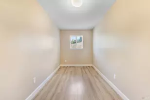 6497 Meadowridge Dr, Santa Rosa, CA 95409 - Photo 17