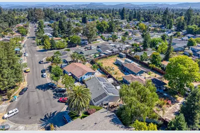 1430 McMinn Avenue, Santa Rosa, CA 95407 - Photo 39