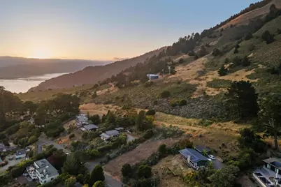 21 Avenida Las Baulinas, Stinson Beach, CA 94970 - Photo 25