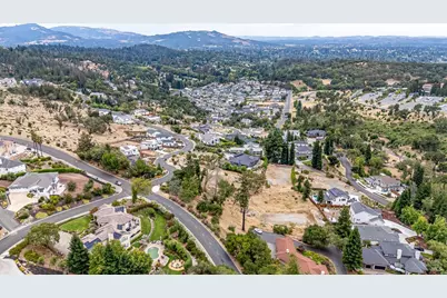 3600 Crown Hill Drive, Santa Rosa, CA 95404 - Photo 9