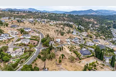 3600 Crown Hill Drive, Santa Rosa, CA 95404 - Photo 11
