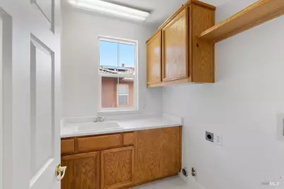 8508 Felino Court, Vallejo, CA 94591 - Photo 17