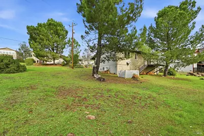 18483 Park Point Court, Hidden Valley Lake, CA 95467 - Photo 21