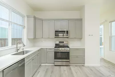 3855 Louis Krohn Drive, Santa Rosa, CA 95407 - Photo 5
