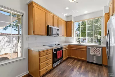 864 Glen Miller Drive, Windsor, CA 95492 - Photo 13