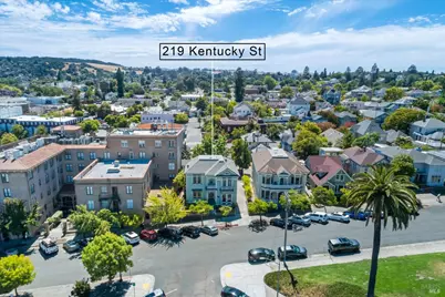 219 Kentucky Street, Petaluma, CA 94952 - Photo 3