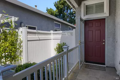 455 Marvin Gardens Drive, Vacaville, CA 95687 - Photo 3
