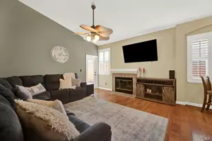 888 Sapphire Cir, Vacaville, CA 95687 - Photo 3