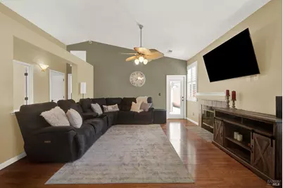 888 Sapphire Circle, Vacaville, CA 95687 - Photo 13