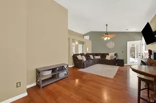888 Sapphire Cir, Vacaville, CA 95687 - Photo 11