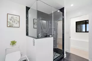 51 McNear Dr, San Rafael, CA 94901 - Photo 11