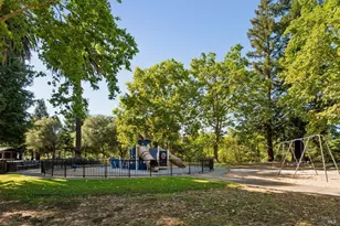 216 Hazel St, Santa Rosa, CA 95401 - Photo 7