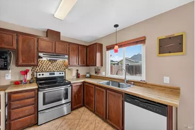 902 Pintail Drive, Suisun City, CA 94585 - Photo 15
