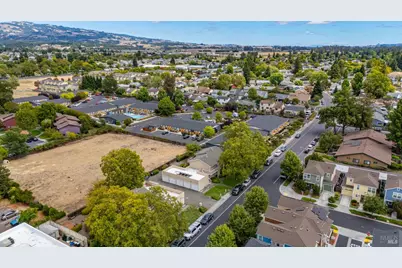 8276 Lancaster Drive, Cotati, CA 94931 - Photo 21