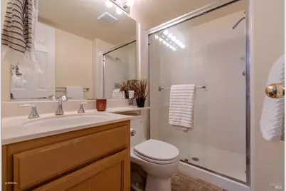 7036 Edinburgh Court, Windsor, CA 95492 - Photo 13