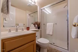 7036 Edinburgh Ct, Windsor, CA 95492 - Photo 13