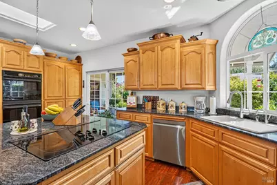 584 Nokomis Drive, Ukiah, CA 95482 - Photo 9