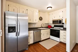 718 Marsh Dr, Napa, CA 94558 - Photo 21