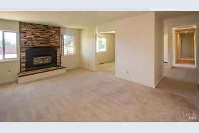 6356 San Francisco Court, Rohnert Park, CA 94928 - Photo 7