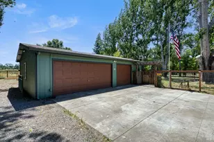 655 Clover Dr, Upper Lake, CA 95485 - Photo 9