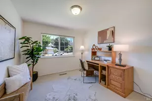 102 Adams St, Novato, CA 94947 - Photo 17