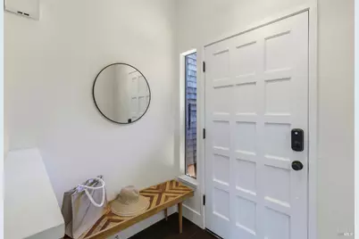 136 La Perdiz Court, San Rafael, CA 94903 - Photo 3