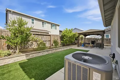 312 Hibiscus Street, Vacaville, CA 95687 - Photo 59