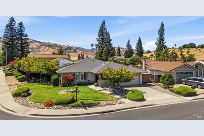 342 N Alamo Drive, Vacaville, CA 95688 - Photo 5