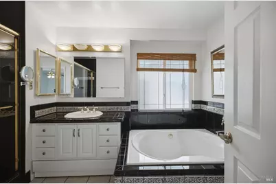 342 N Alamo Drive, Vacaville, CA 95688 - Photo 29