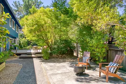 8 Racquet Court, Novato, CA 94947 - Photo 35