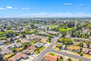 2116 Monterey Dr, Fairfield, CA 94534 - Photo 35