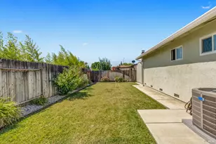 2116 Monterey Dr, Fairfield, CA 94534 - Photo 33