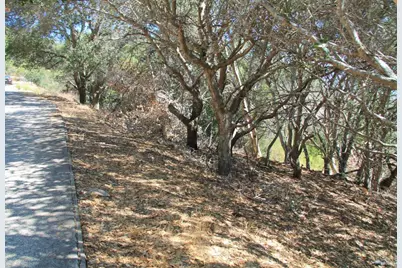 208 Pacheco Avenue, Novato, CA 94947 - Photo 11