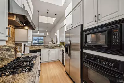 52 Lagoon Vista Road, Tiburon, CA 94920 - Photo 11
