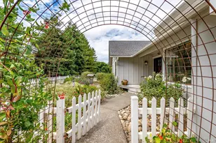 426 King Rd, Petaluma, CA 94952 - Photo 1