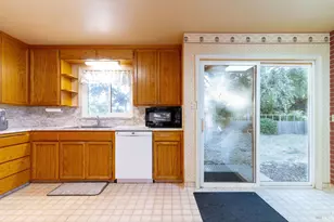 1051 Fabiola Dr, Napa, CA 94558 - Photo 21