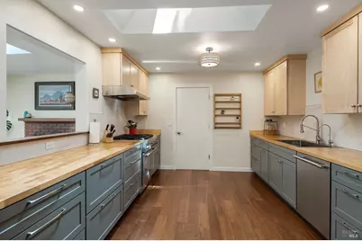 8920 Green Valley Road, Sebastopol, CA 95472 - Photo 17