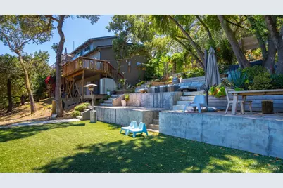 311 Grandview Avenue, Novato, CA 94945 - Photo 37